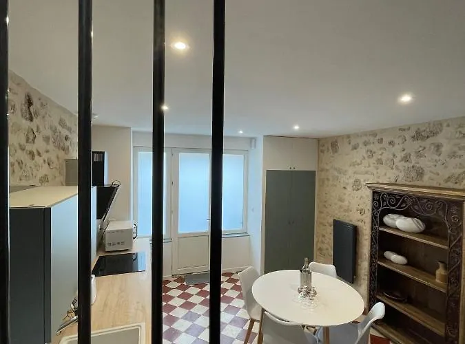 Cosy House بيت للعطل كاستلجالو